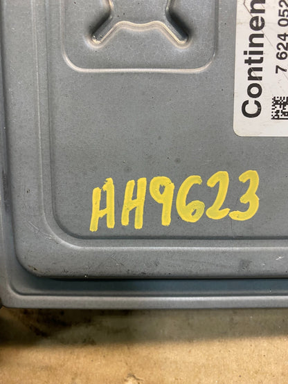 2011 - 2013 BMW 128i ECM ECU Engine Computer 7624052 AH9623 DG3