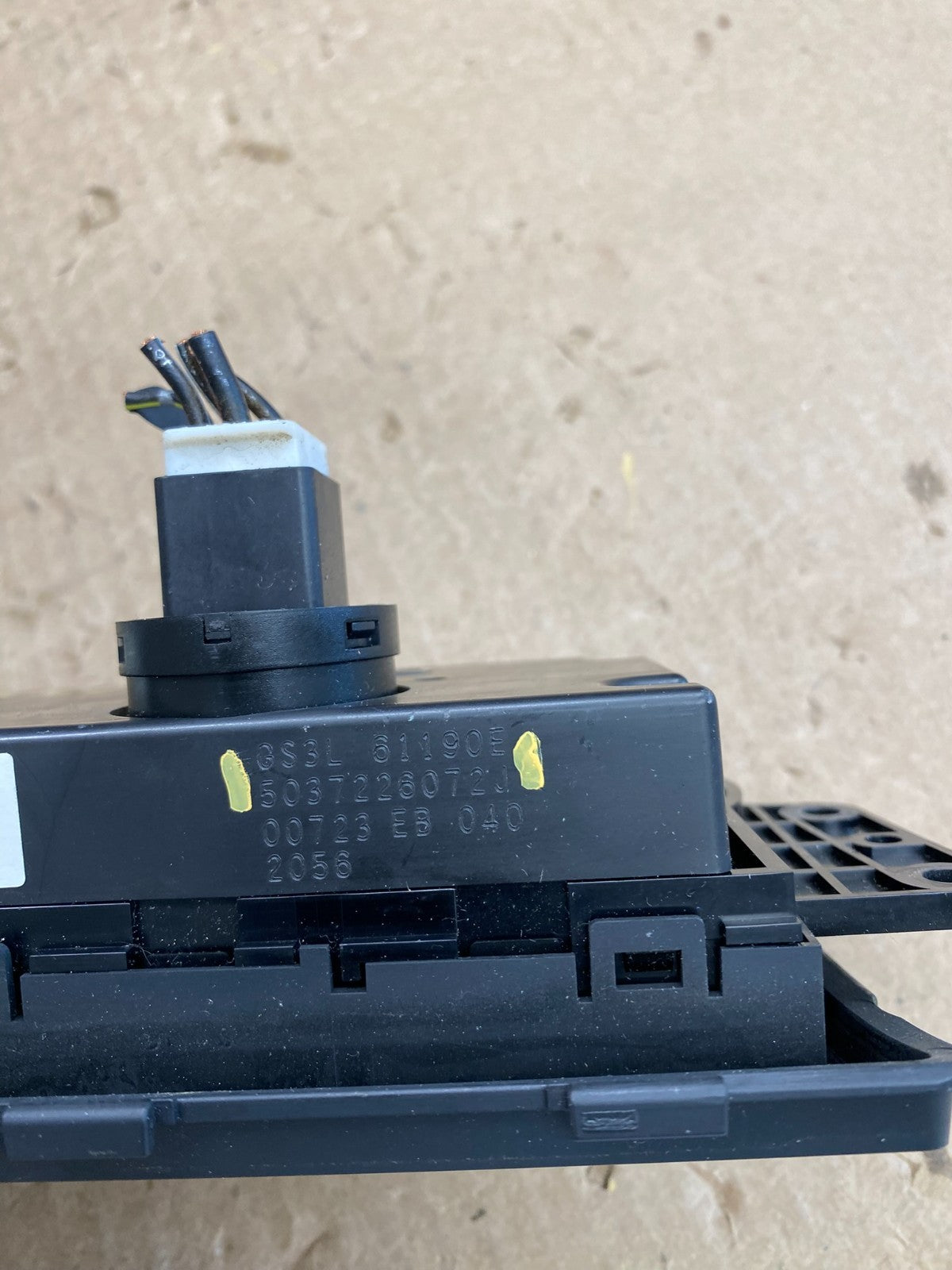 2009 - 2013 Mazda 6 A/C Manual Climate Control Panel AC6416 DG5