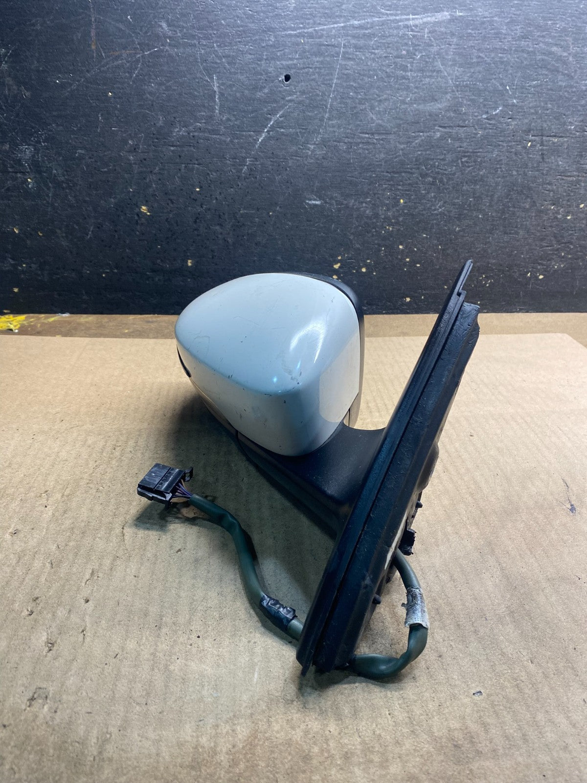 2011-2016 Volkswagen Jetta Sedan Right Passenger Side View Door Mirror Z5437 MS2