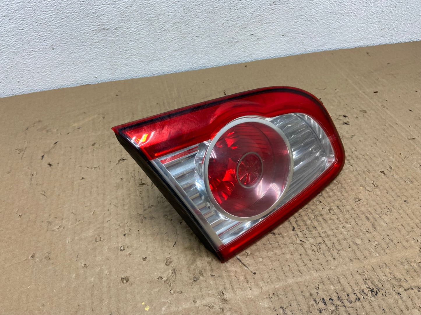 2010-2012 Hyundai Santa Fe Left Driver LH Inner Tail Light OEM AC4052 LK2