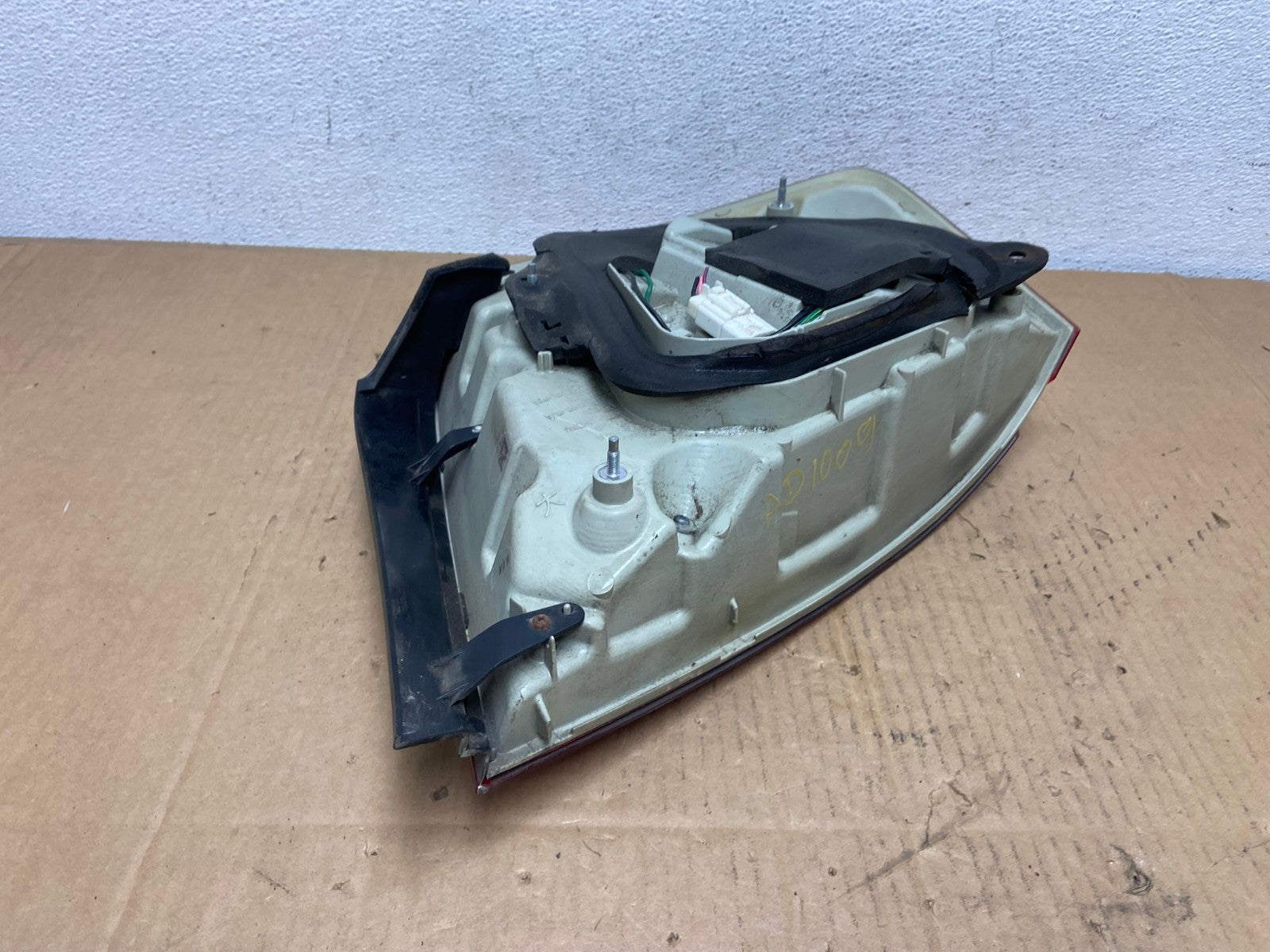 2006 2007 Infiniti M35 M35X M45 Left Driver LH Side Tail Light AD1009 LK6