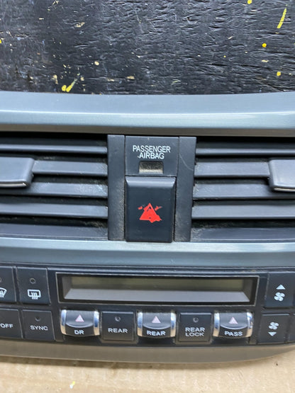 2005 to 2010 Honda Odyssey  Radio Climate Control Dash Trim Bezel v1505 DG4