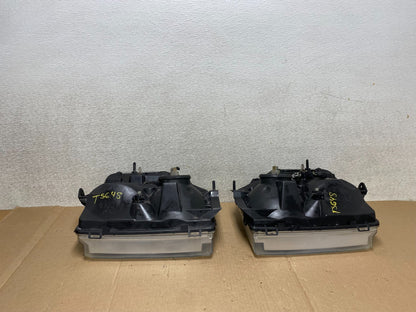 2008-2014 Ford Econoline E150 E250 E350 Left+Right Headlights T5648 DW11