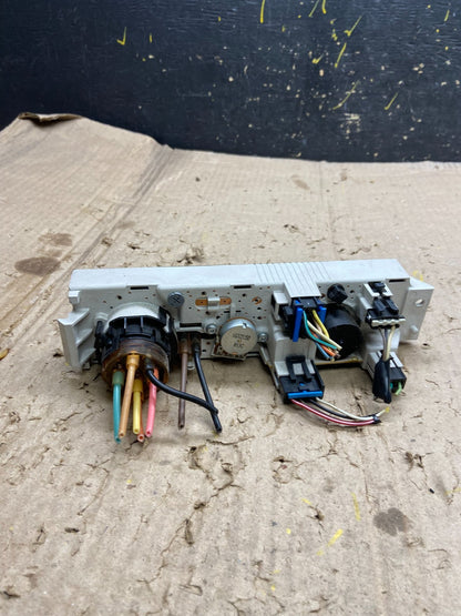 2008-2010 Chevrolet Express 1500 2500 3500 Climate Control Panel X6248 DG3