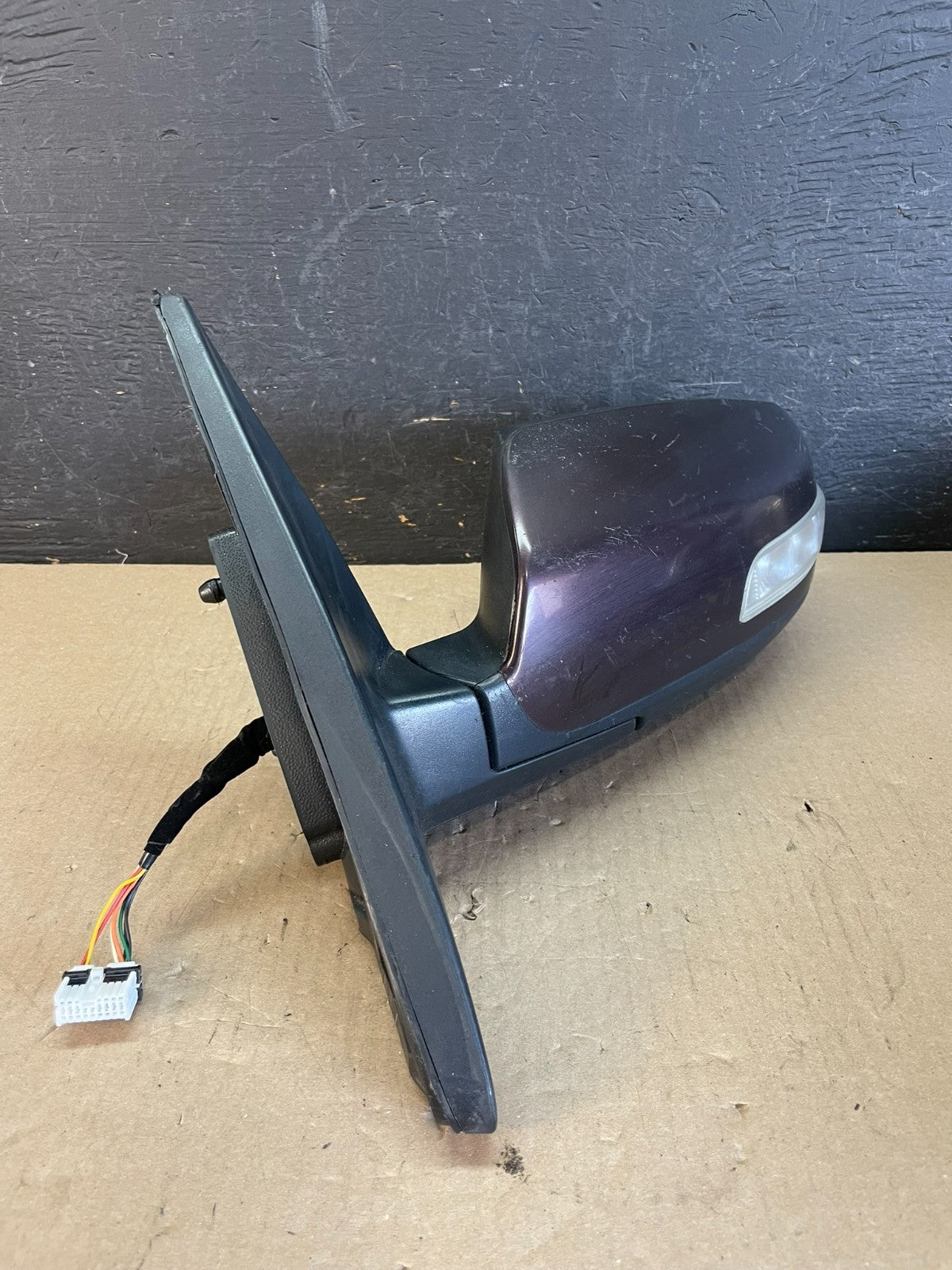 2011 - 2015 Kia Sorento Left Driver Lh Side Door Mirror Turn Signal AE11431