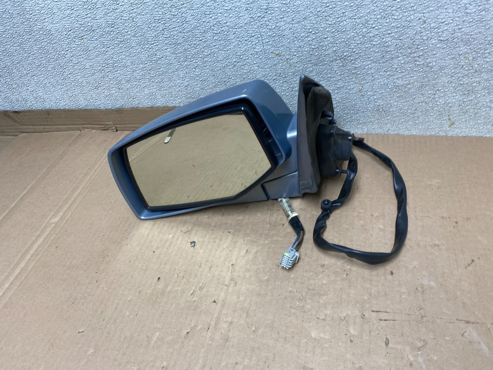 2004 to 2009 Cadillac SRX Left Driver Lh Side View Door Mirror Oem U8405 DG8