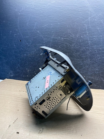2001 - 2004 Ford Explorer Radio CD Player AM/FM ah9927 DG2