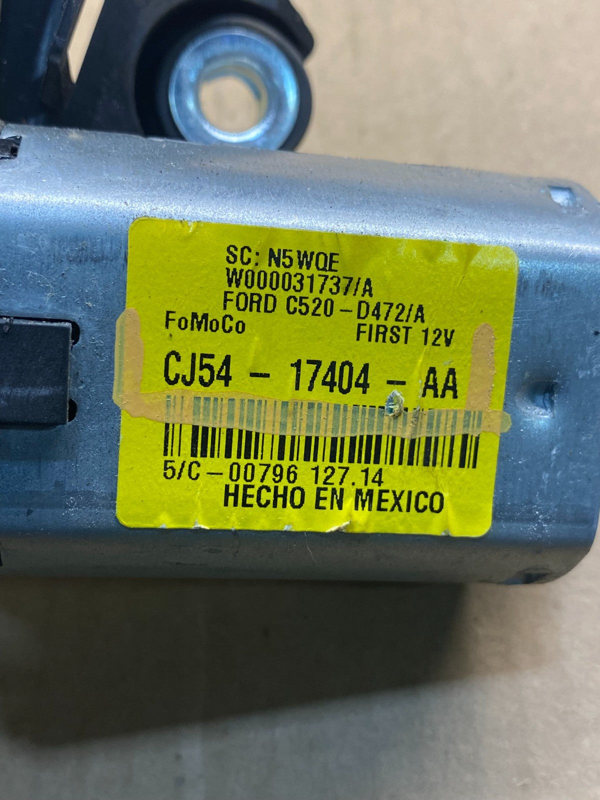 2013 to 2019 Ford Escape Rear Windshield Wiper Motor AD5023 DG5