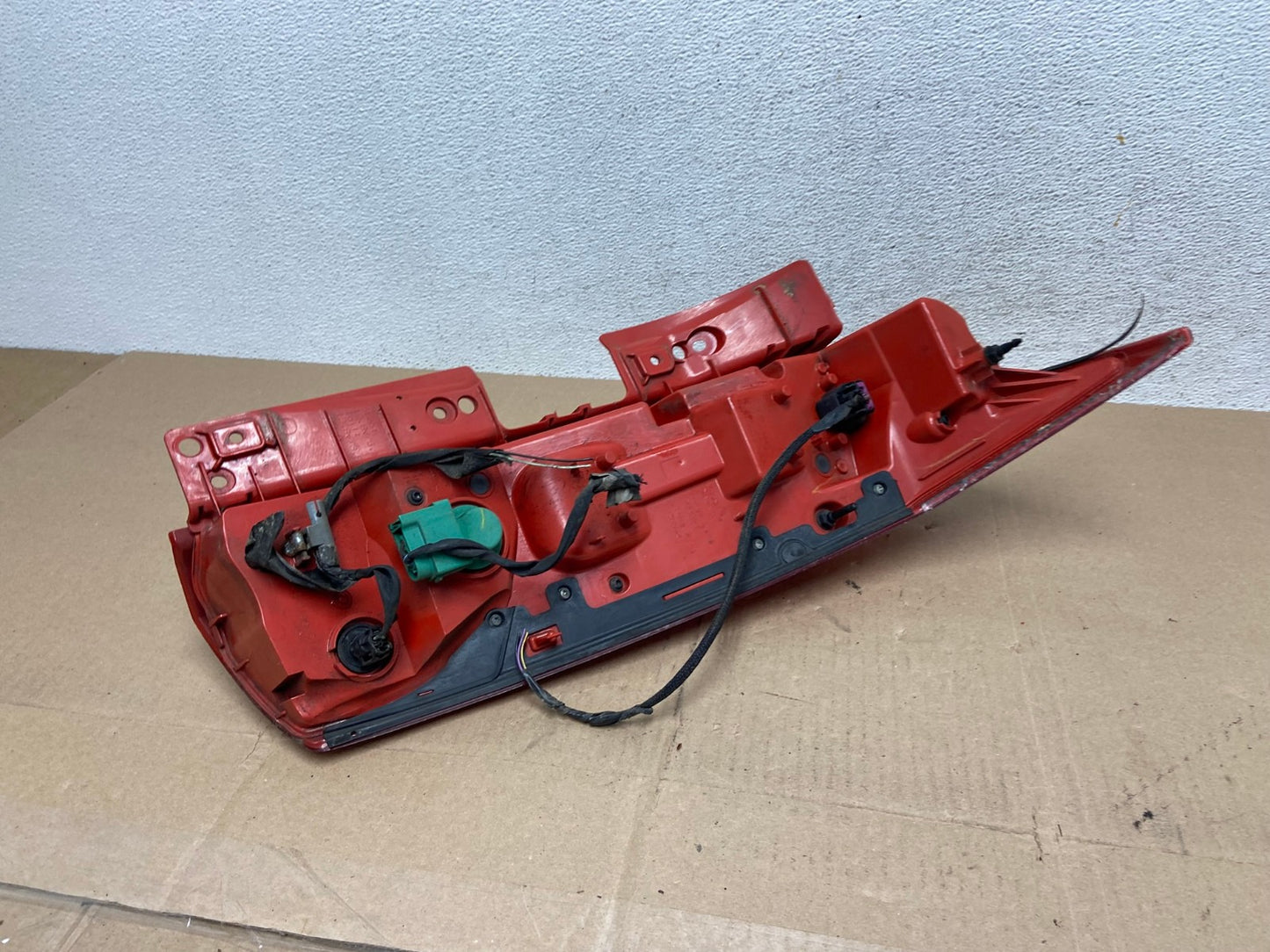 2010 to 2016 Cadillac Srx Left Driver Lh Side Tail Light AE6653 LK6