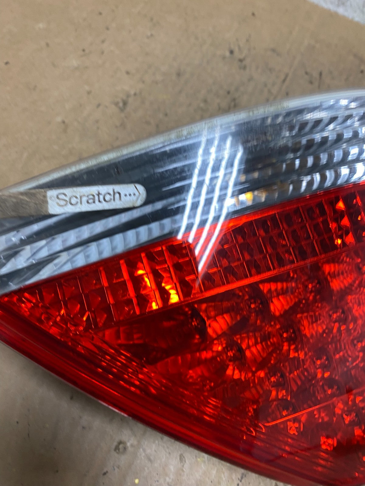 2002 to 2005 BMW 7-Series 745i 760i Left Driver LH Side Tail Light Oem Q8774 DW6