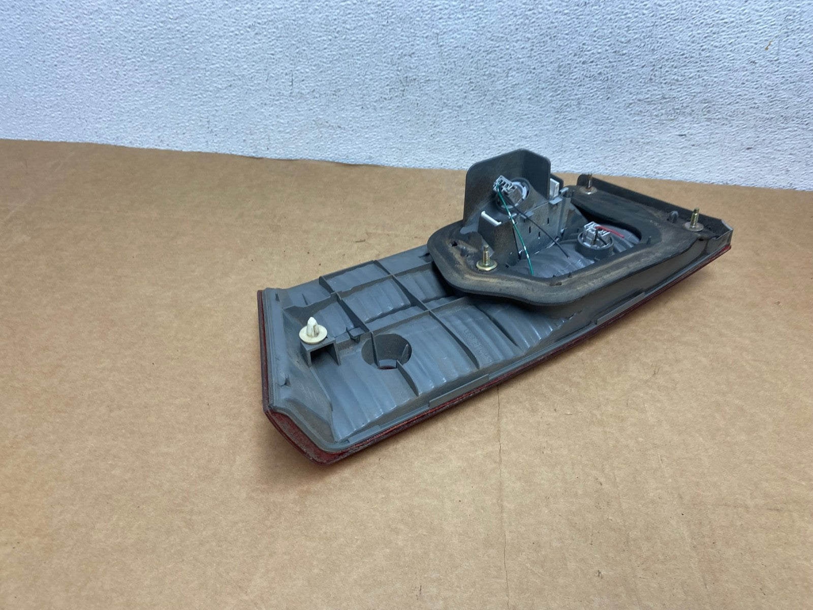 2005 Honda Accord Sedan Right Passenger Inner Tail Light AD4443 LK4