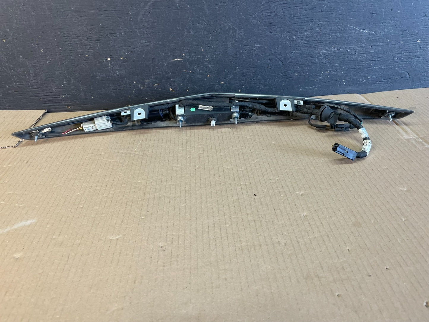 2013-2017 Cadillac XTS Trunk Finish Garnish Panel Molding With Camera AE35534