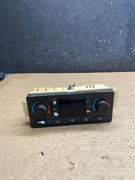 2003 to 2006 Chevrolet Silverado HVAC Heater Climate Control Module AG6468 DG0