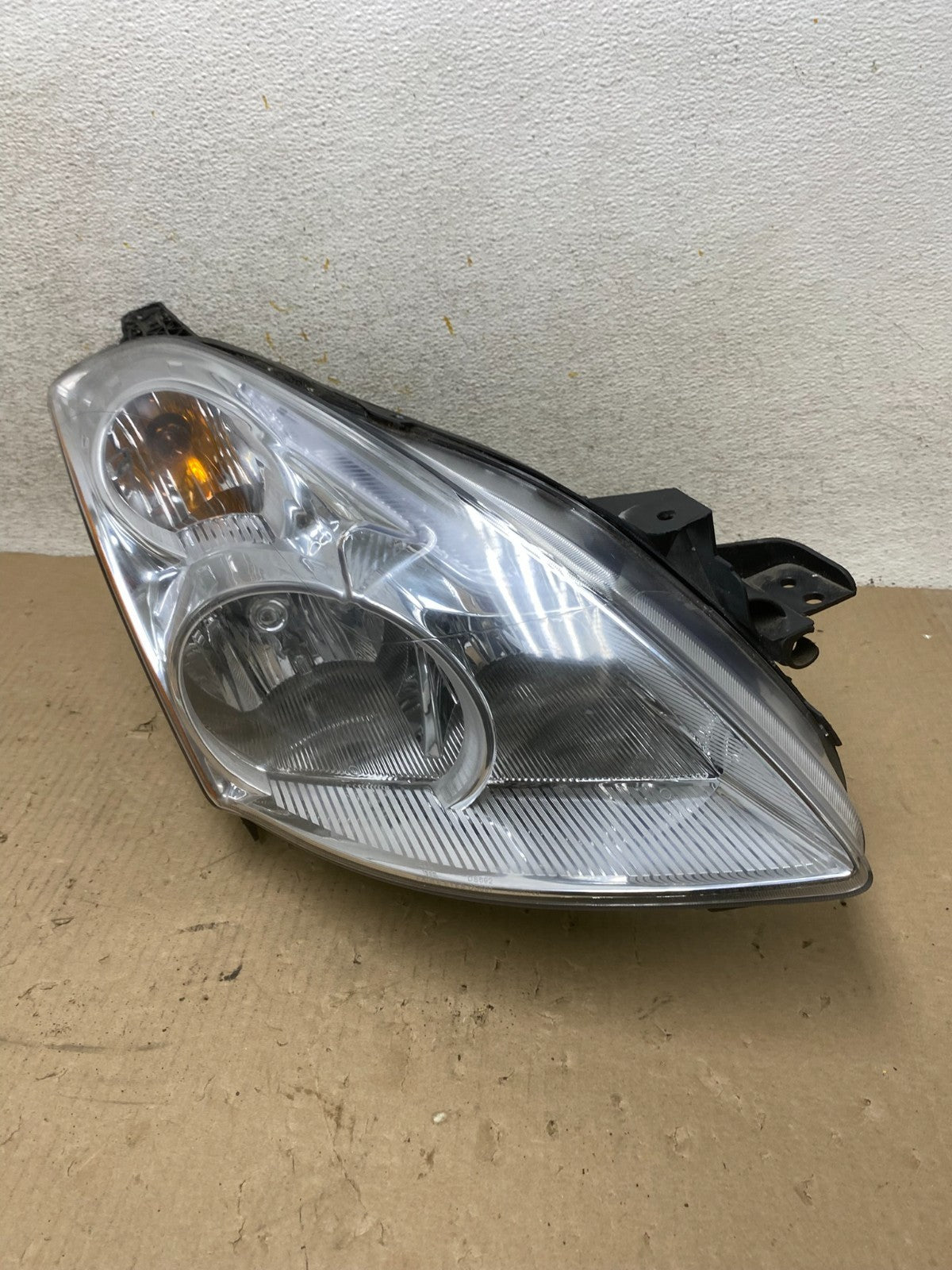 Sedan 2010 2011 2012 Nissan Altima Headlight Right Passenger Rh AH6841 DW0