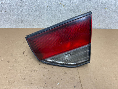 1997 to 1998 Mitsubishi Galant Right Passenger RH Inner Tail Light Oem P5259 DW0