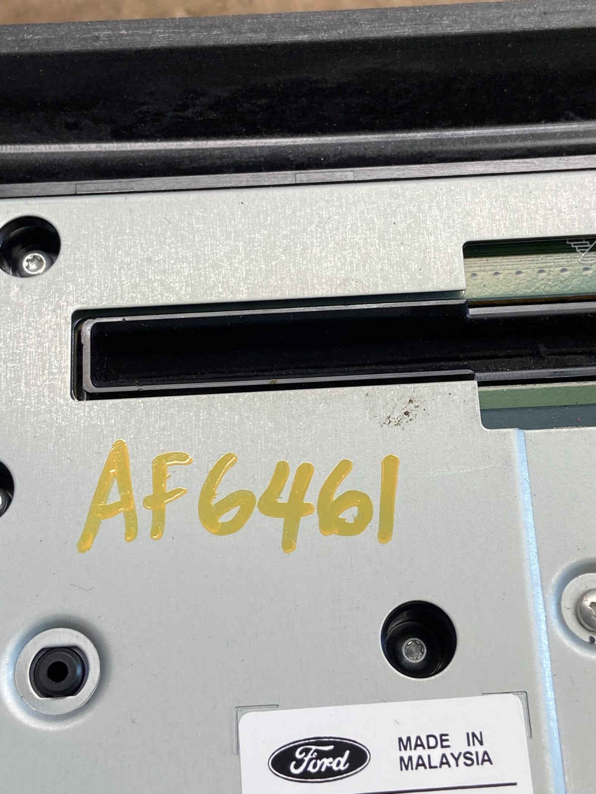 2010 to 2012 Ford Fusion Radio Climate Control A/C Control AF6461 DW6