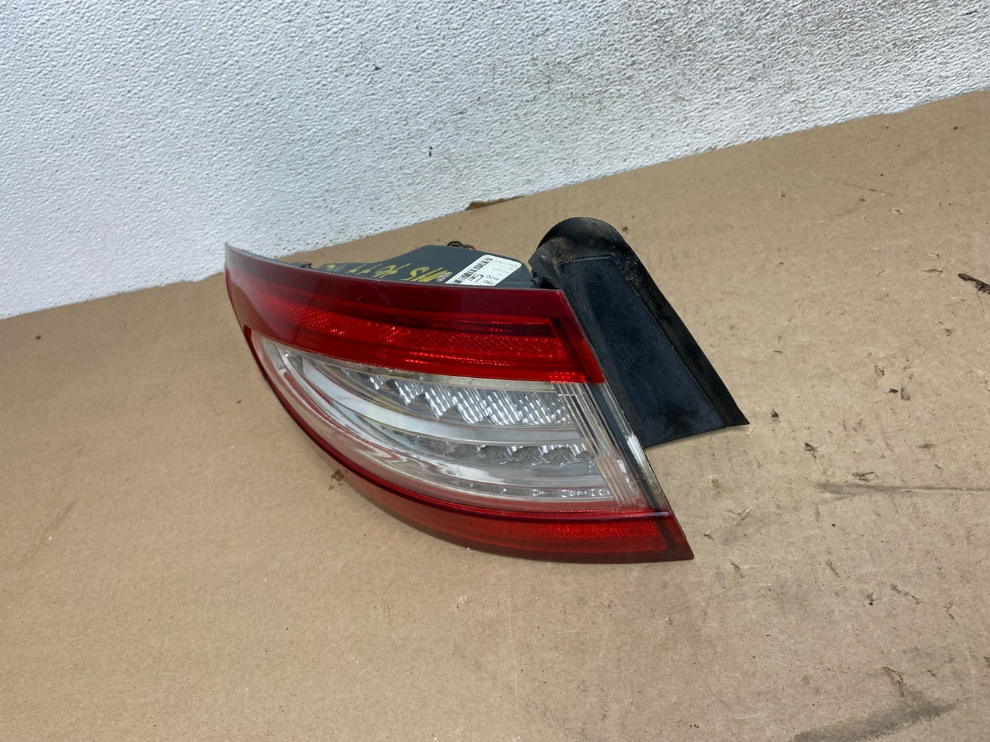 2013 to 2016 Ford Fusion Left Driver LH Side Tail Light AG41101