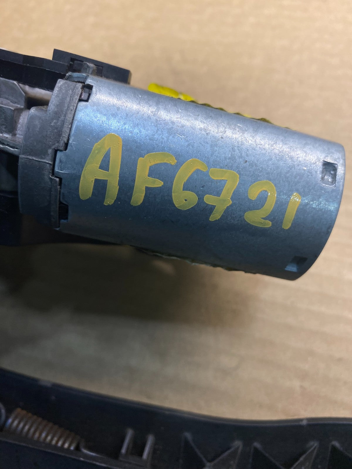 2011 to 2019 Ford Explorer Rear Windshield Wiper Motor AF6721 DG7