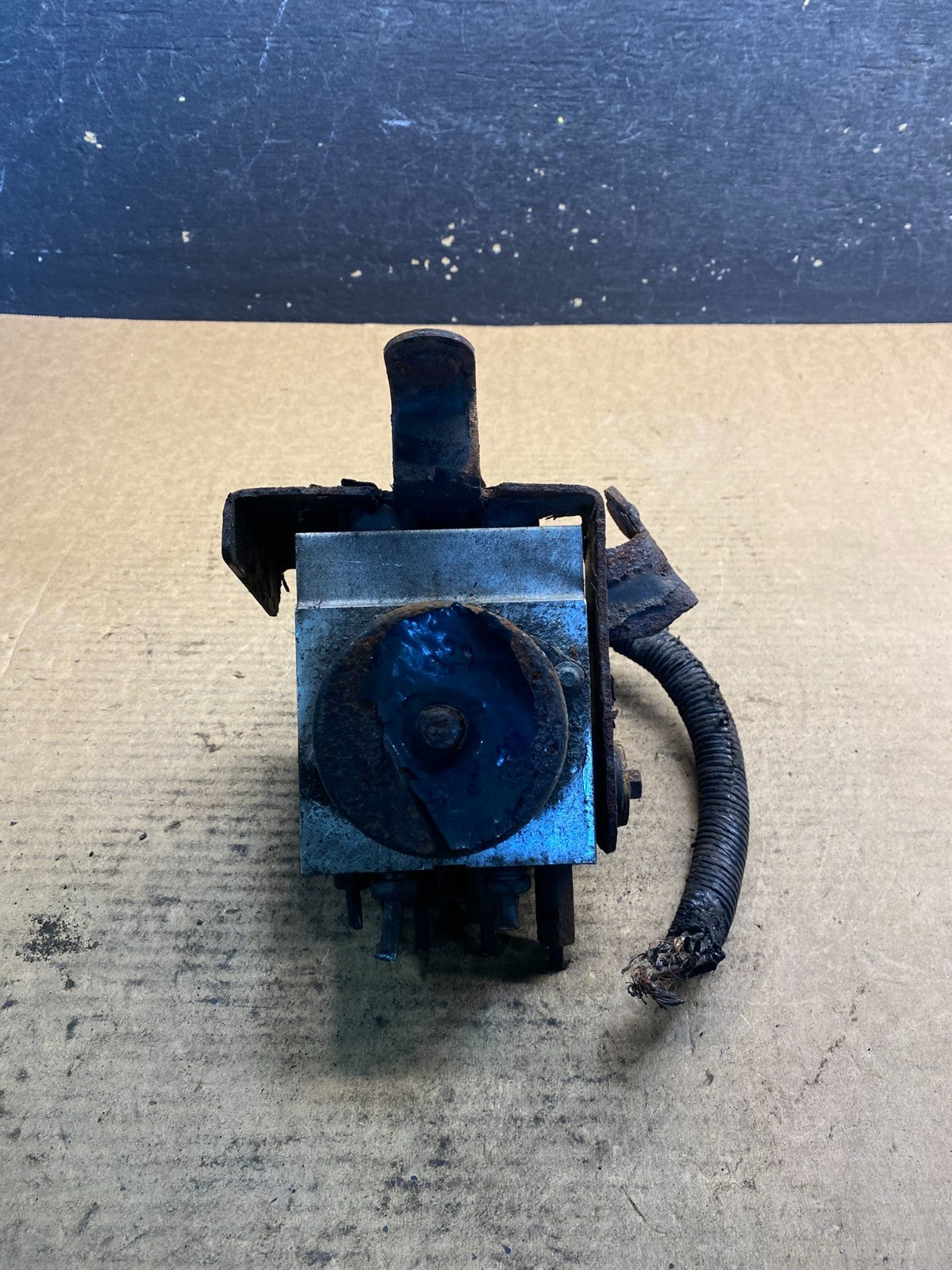 2011 - 2014 Ford E250 E350 Van  ABS Anti Lock Brake Pump Module Oem AA1768 DG5