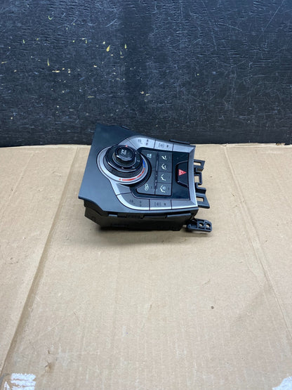 2011 - 2013 Hyundai Elantra Center Heater A/C AC Climate Control Panel AH5257 DG2