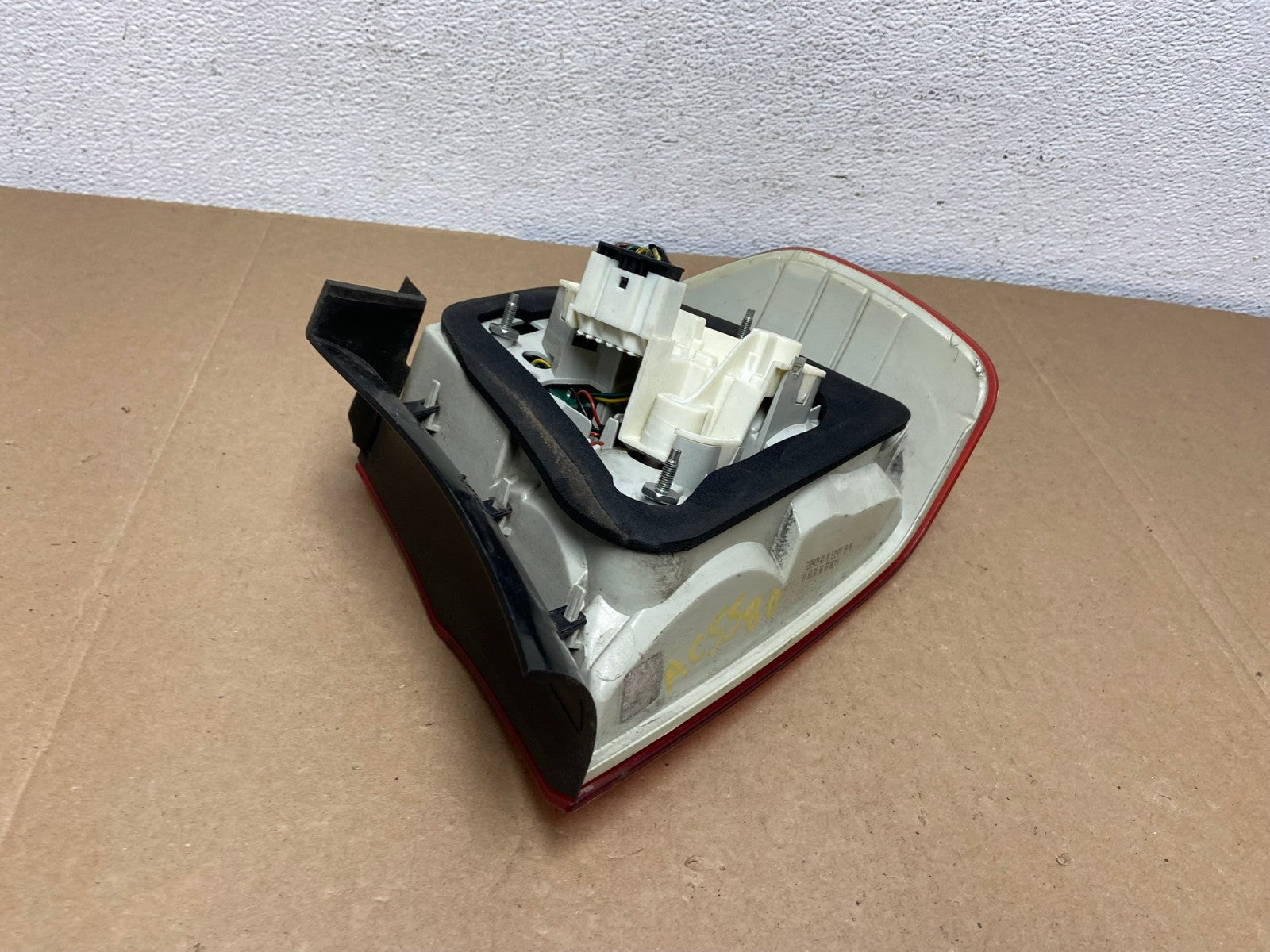 2009 2010 BMW 323i 325i 328i 335i 3 Series Left Driver Tail Light OEM AC5580 LK5