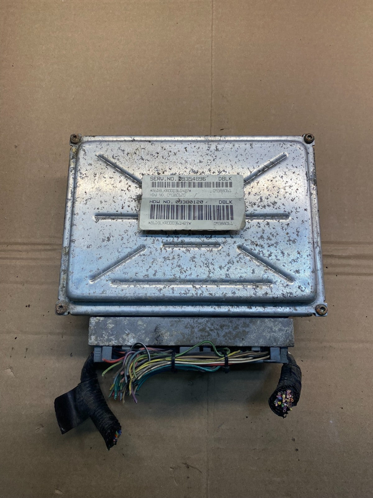 1999 2000 Chevrolet Silverado Engine Control Module ECM ECU 09354896 AE9973 DG0
