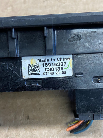 2007 - 2014 Chevrolet Tahoe Yukon Pedal Traction Control Switch AH3951 DG4