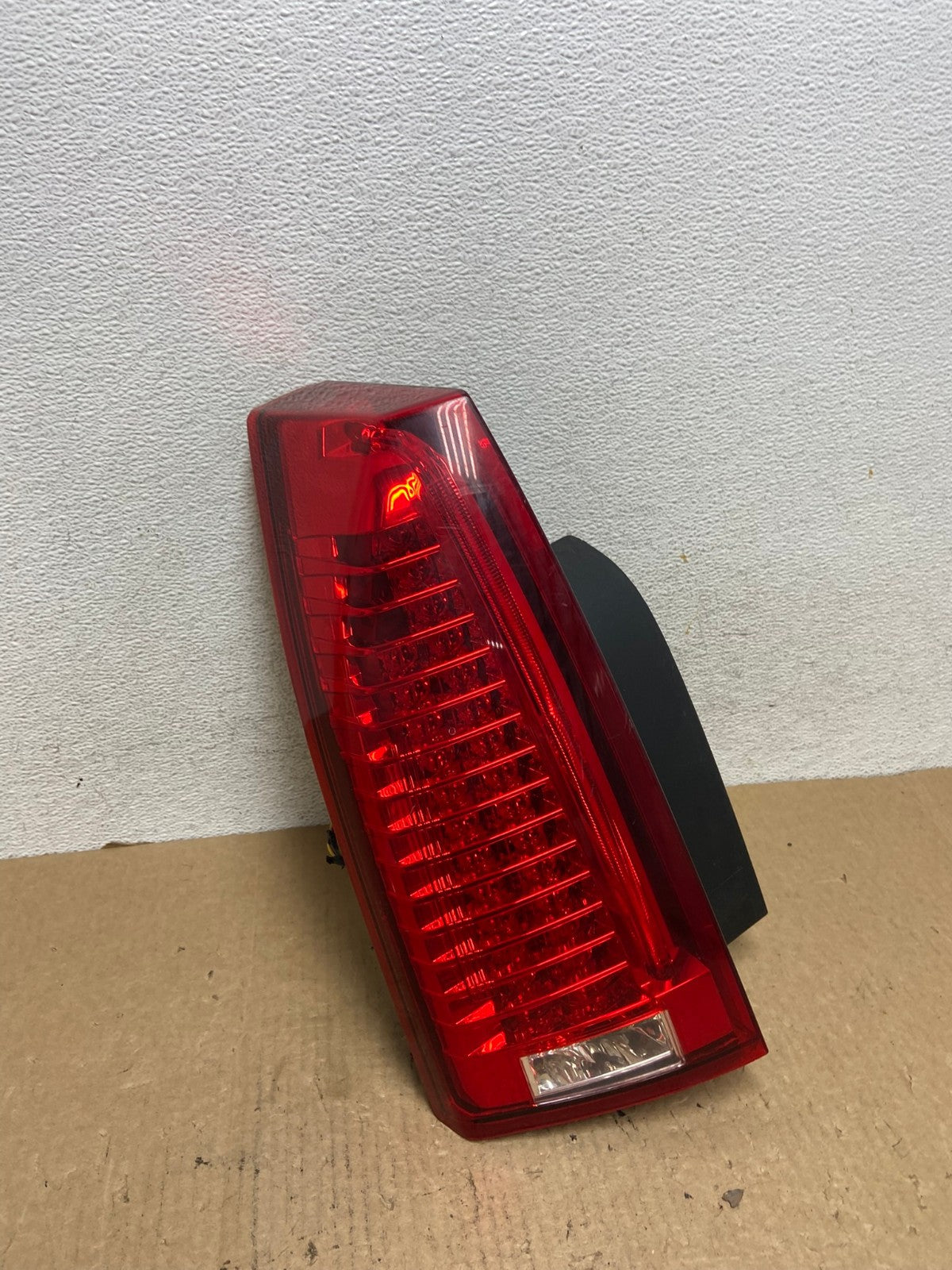 2008 to 2013 Cadillac CTS Left Driver Lh Side Led Side Tail light AF9883 LK2