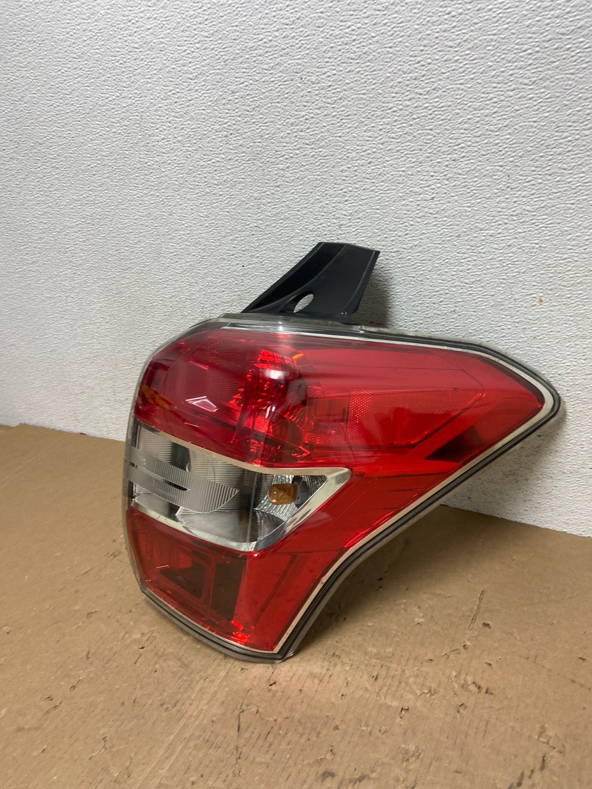 2014-2016 Subaru Forester Right Passenger Rh Side Tail Light AD8053 LK1