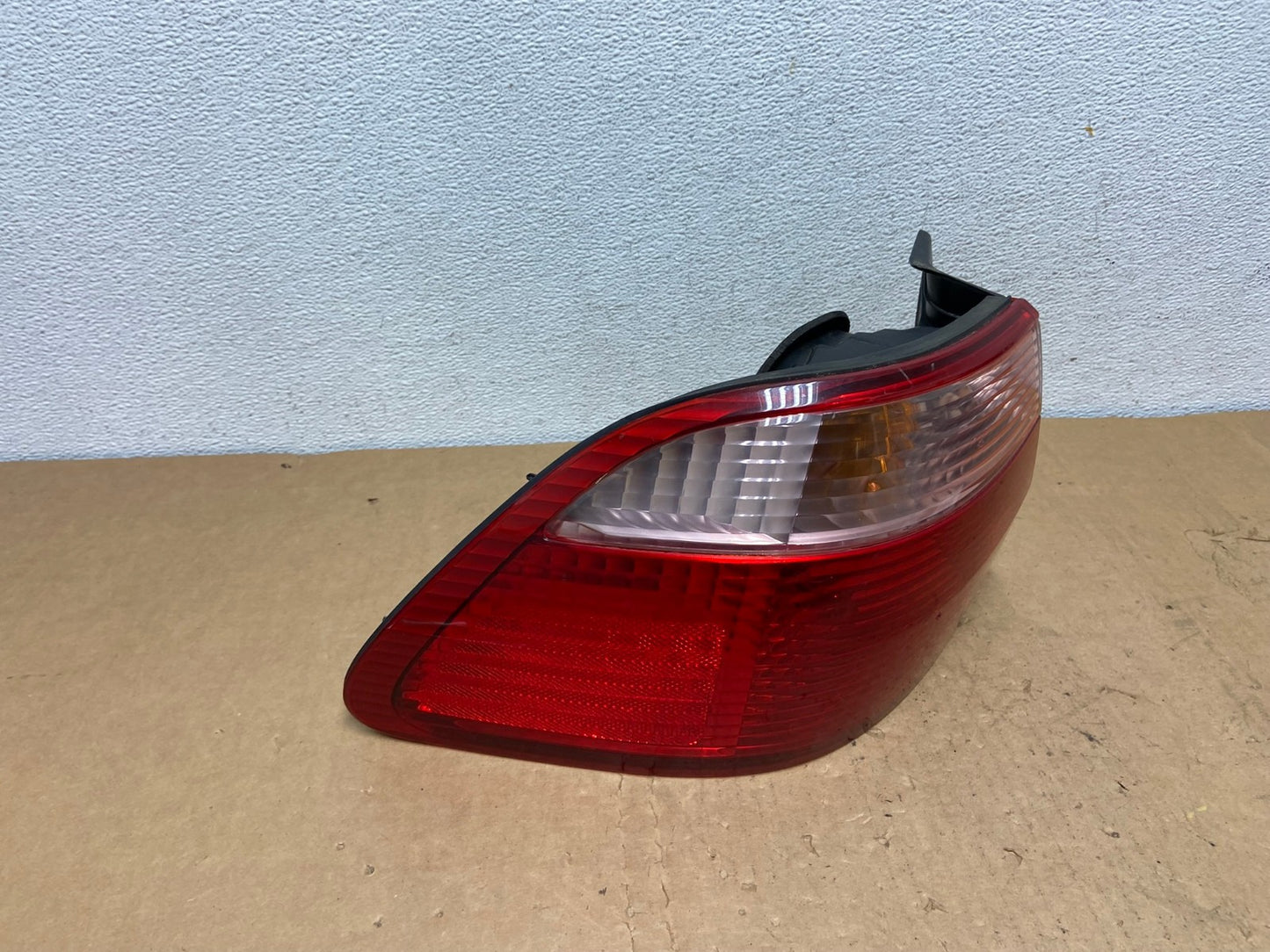 1998 to 2000 Honda Accord Sedan Tail light Left Driver LH Side AD1256 LK2
