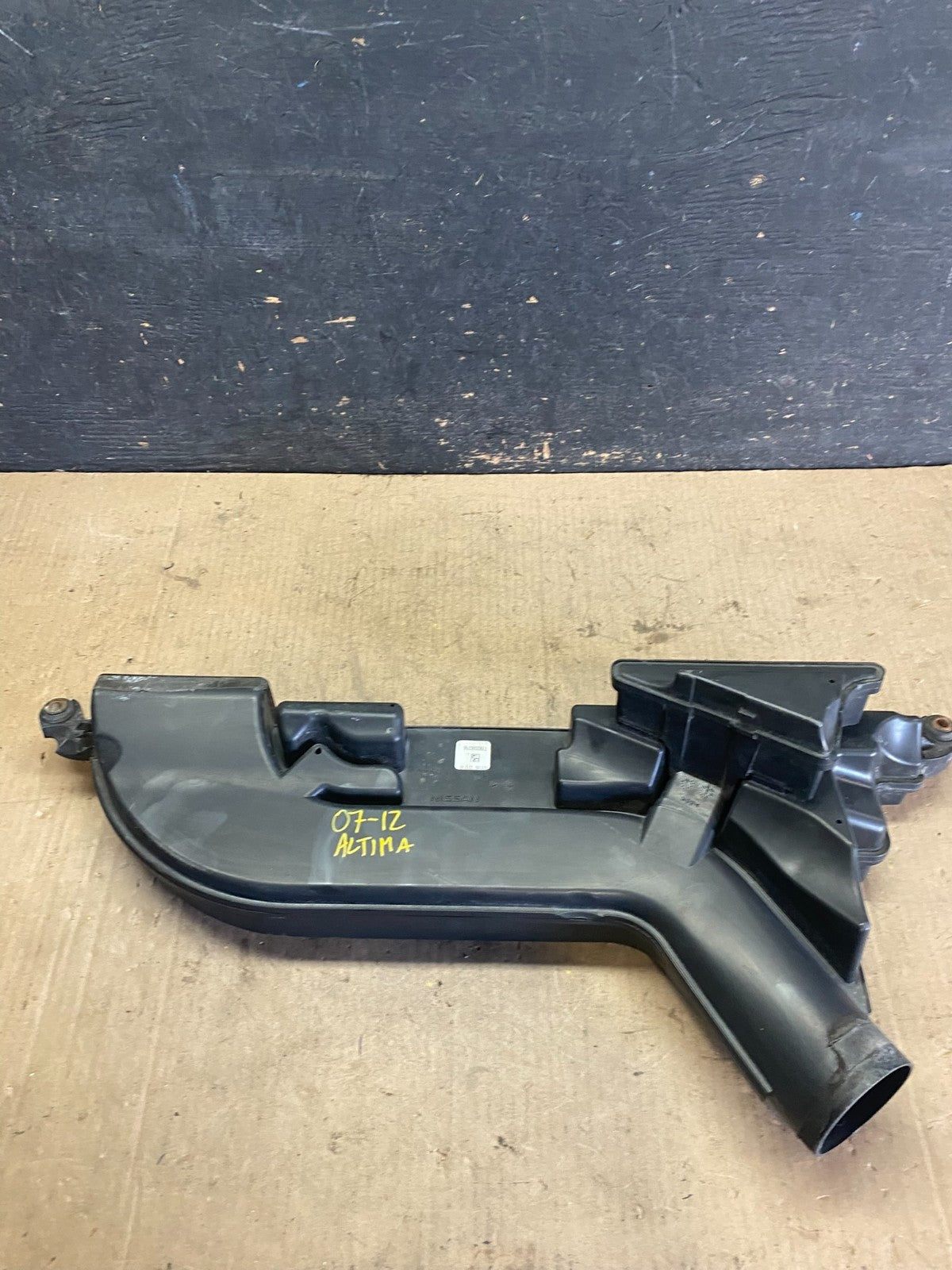 2007 to 2013 Nissan Altima 2.5L Air Duct Tube Resonator 16554-JA000 OEM Q5861 DG5