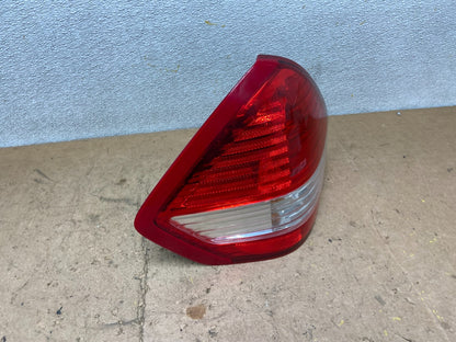 2007-2012 Nissan Versa Sedan Left Driver Lh Side Tail Light Oem X9118 PS2