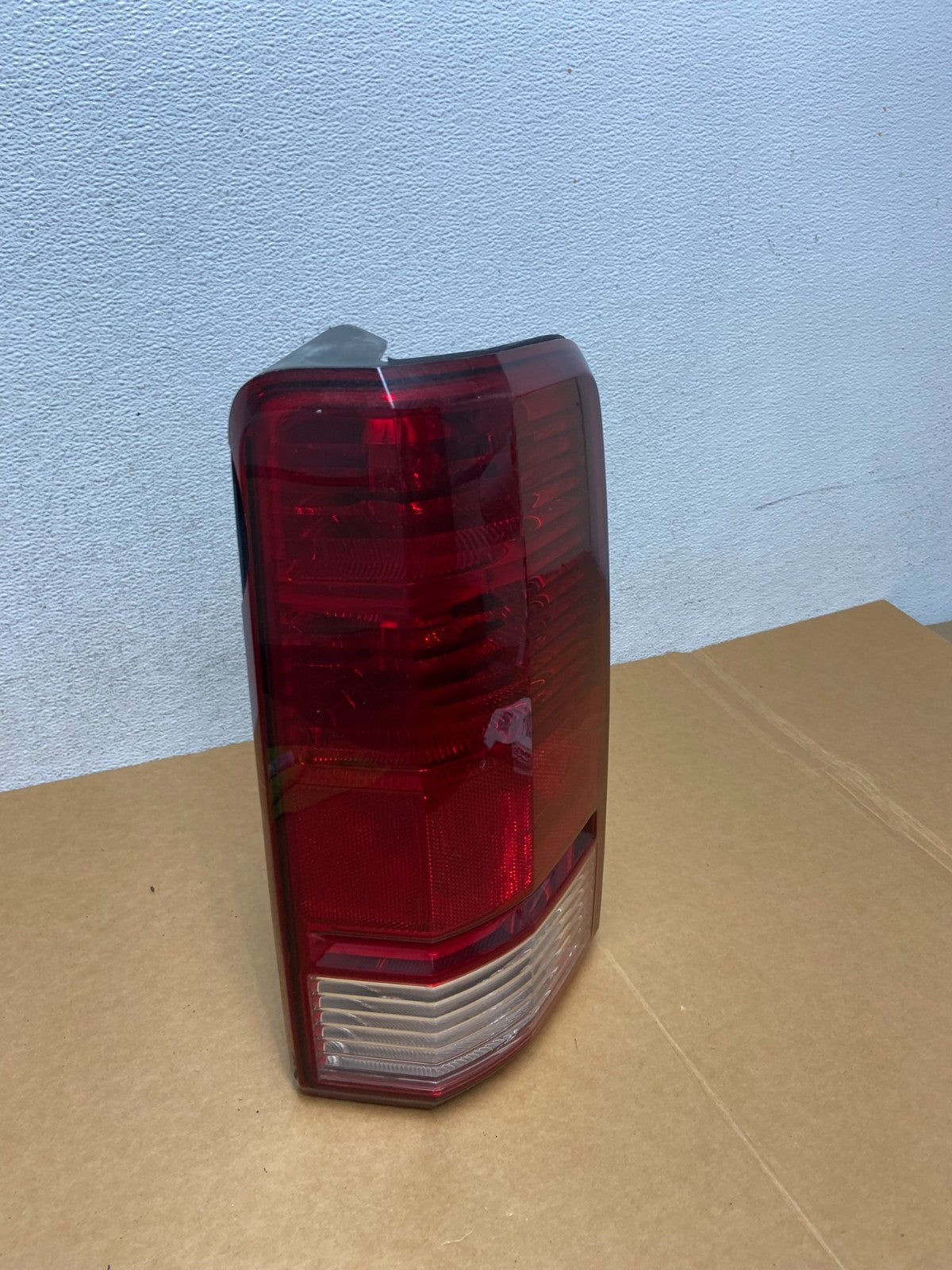 2007-2011 Dodge Nitro Tail Light Right Passenger Rh Side AD8862 DW2