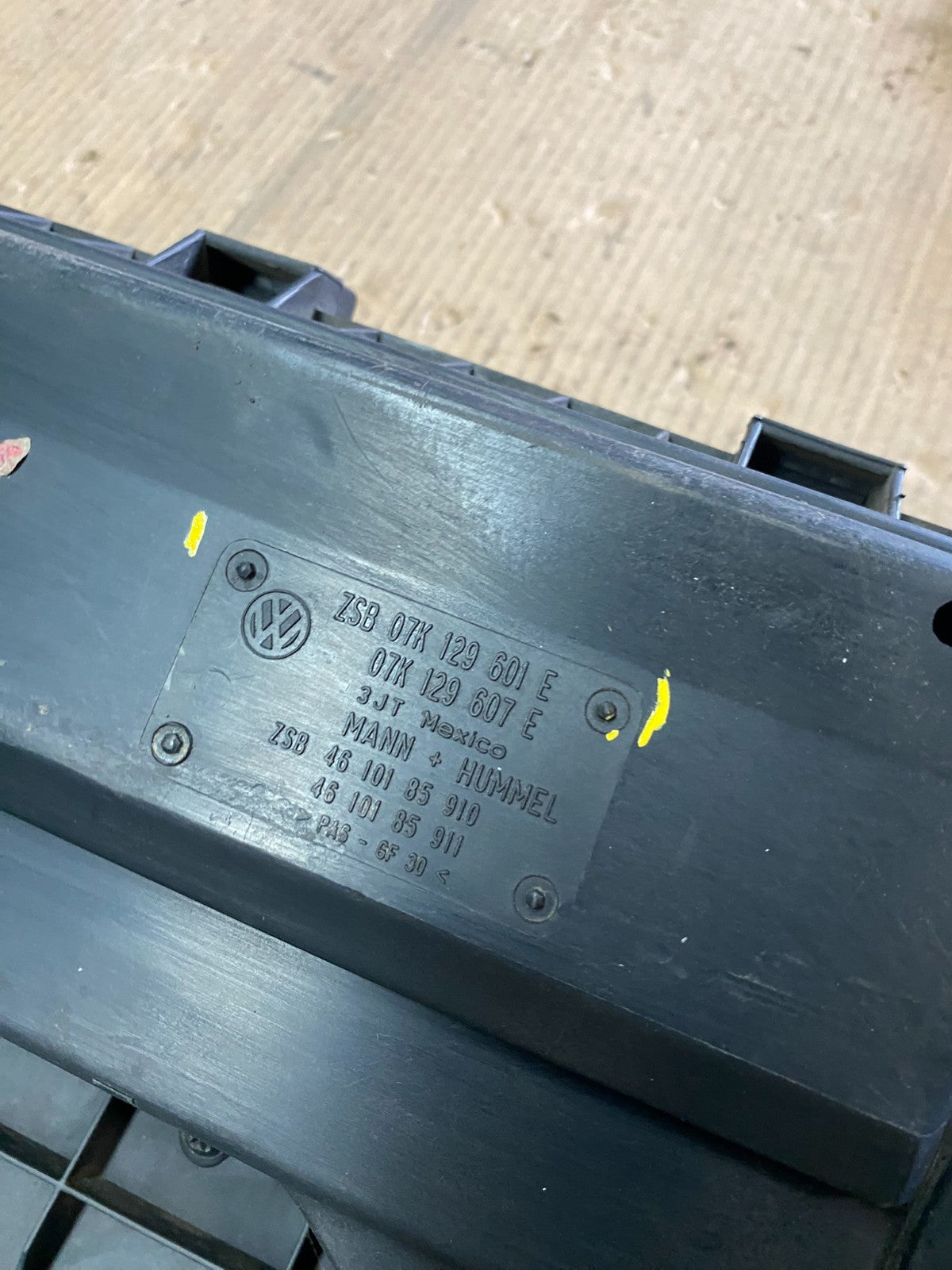 2005 to 2008 Volkswagen Jetta 2.5L Passat Jetta Engine Cover 07k129601 R5110 DG8