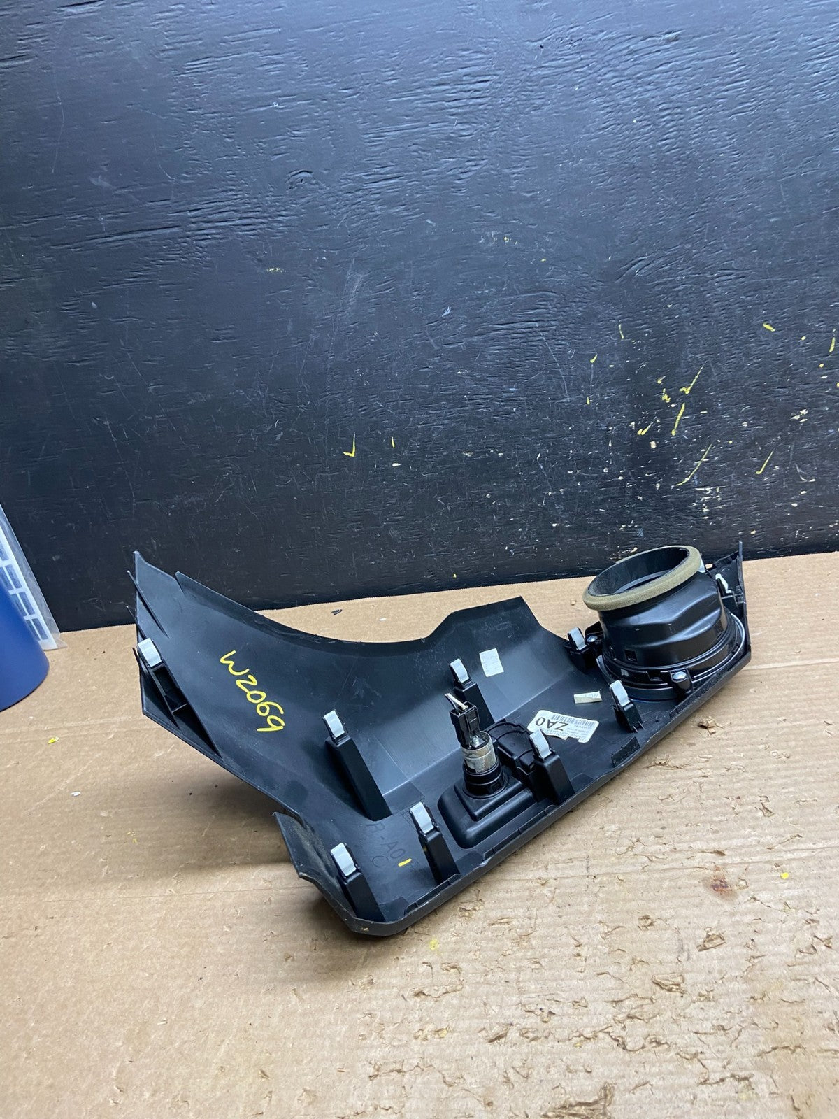 2009-2015 Honda Pilot Right Passenger Dash Vent Center Panel Bezel OEM W2069 DG3