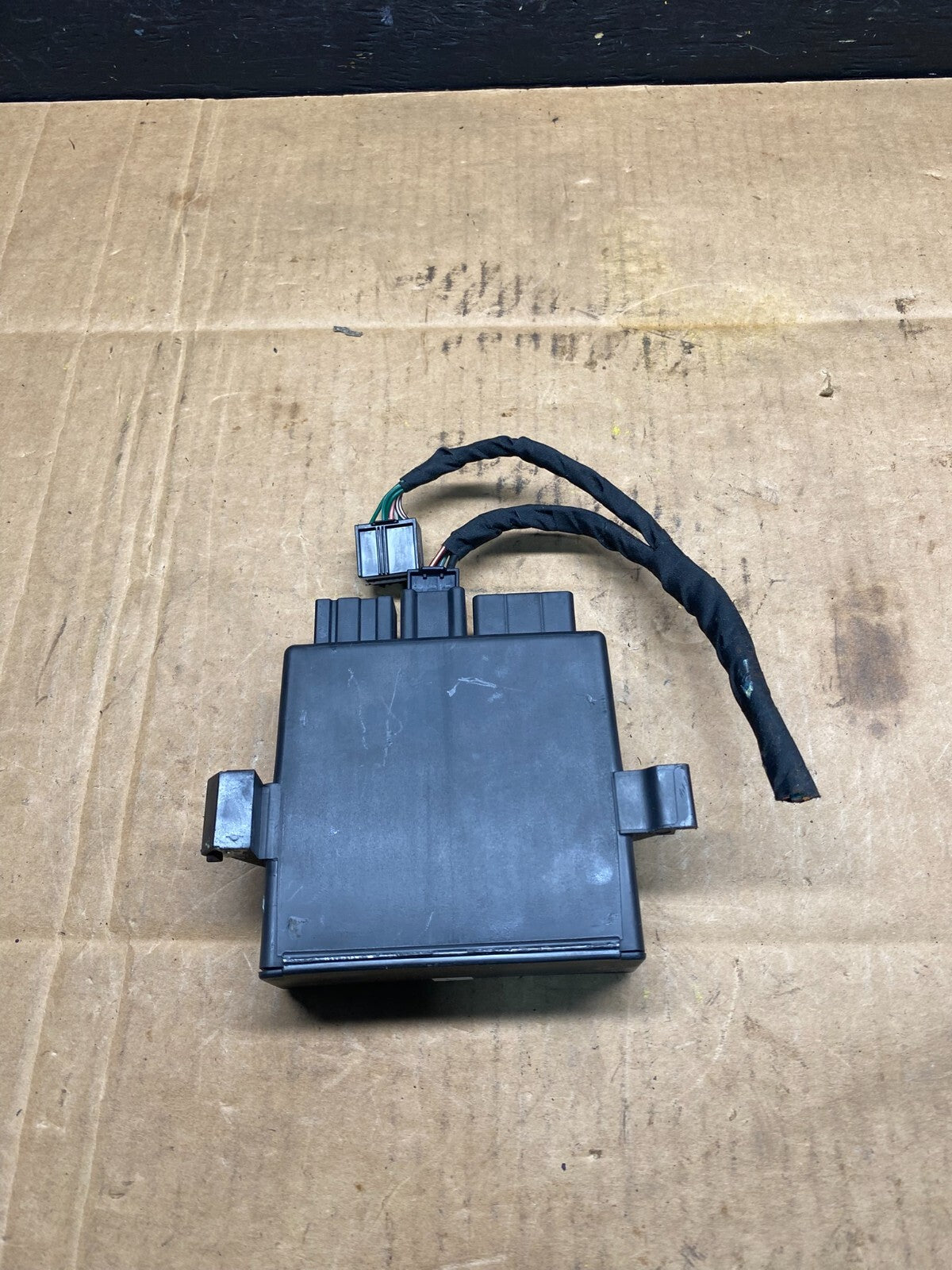 2013 to 2016 GMC Acadia Power Liftgate Control Module O1344 PS1