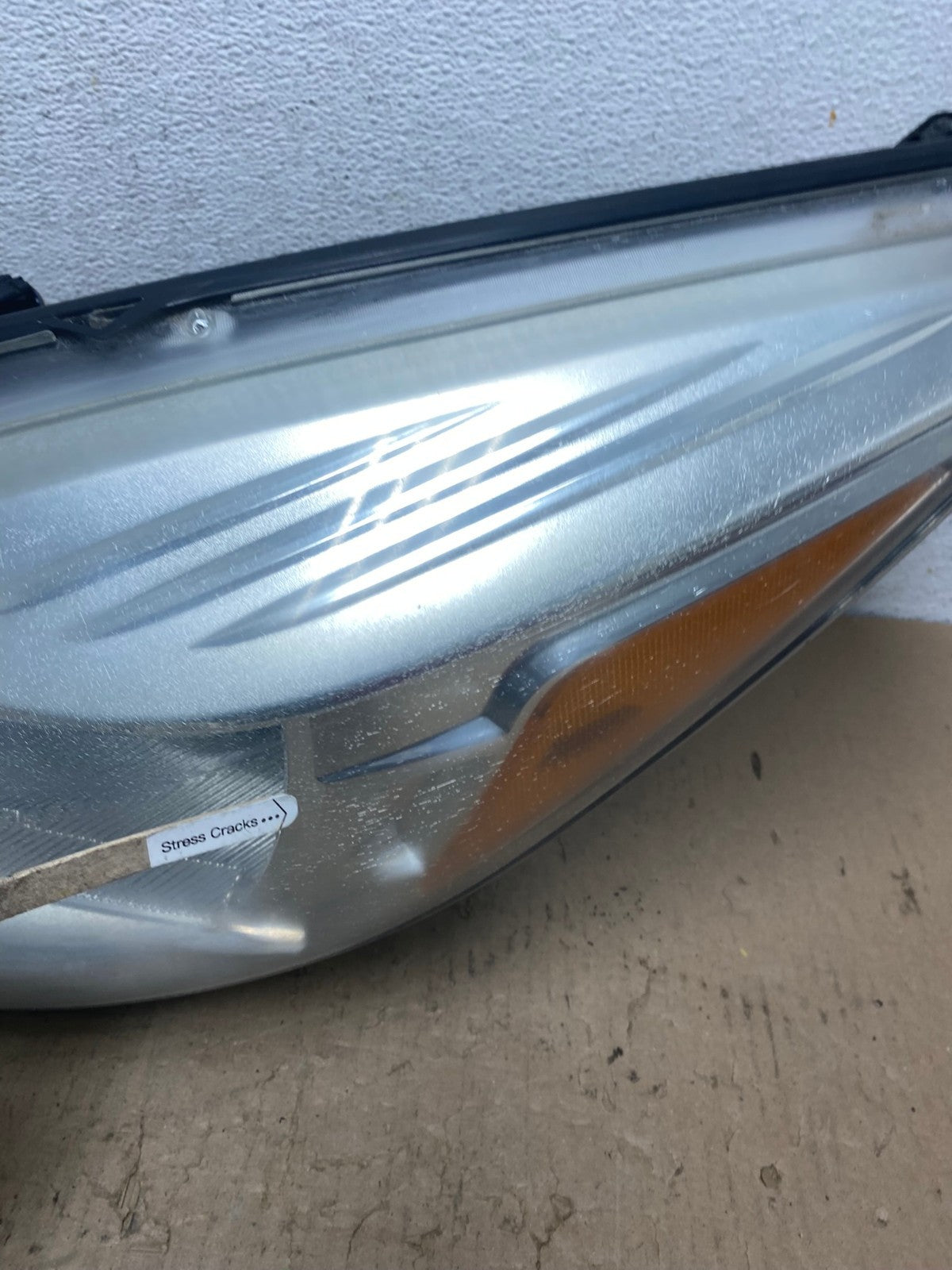2013 - 2016 Ford Escape Headlight Left Driver Lh Side Halogen AF4289 LK4