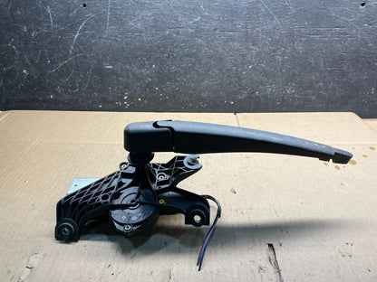 2011 to 2014 Ford Edge Licnoln MKX Rear Windshield Wiper Motor OEM v9063 DG1