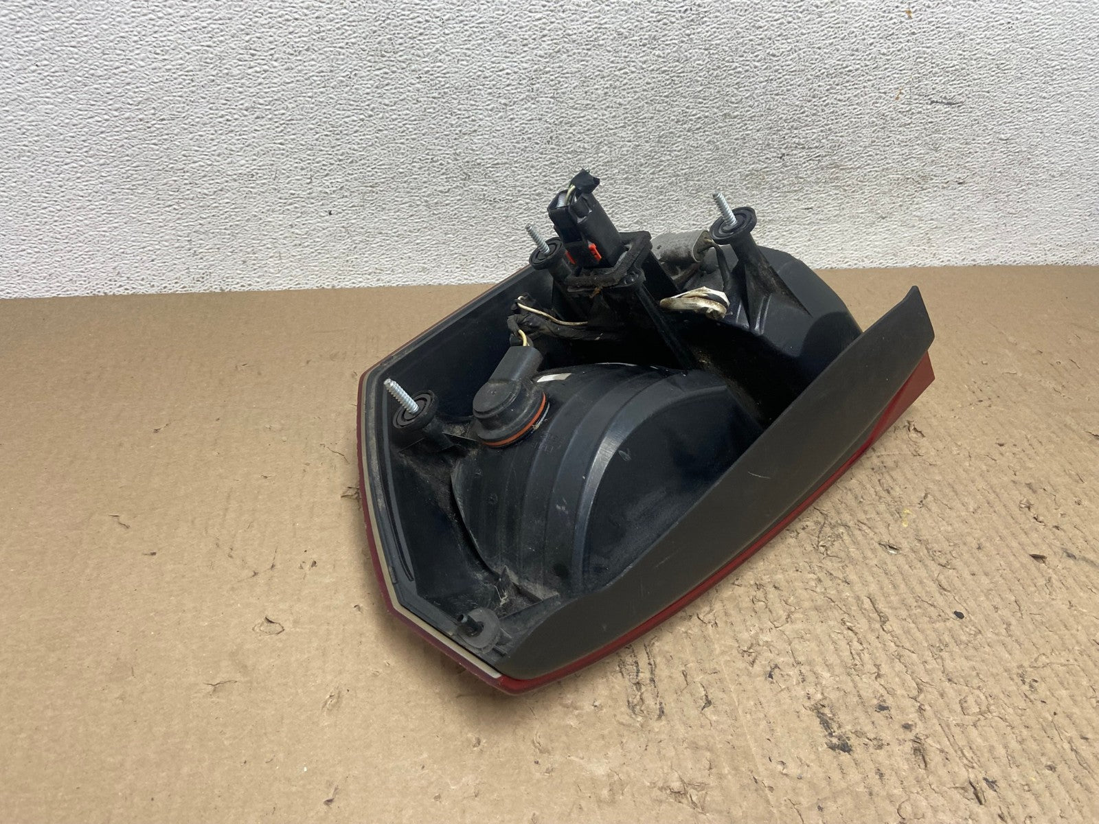 2005 - 2007 Chrysler 300 Left Driver Lh Side Tail Light AF7130 LK5