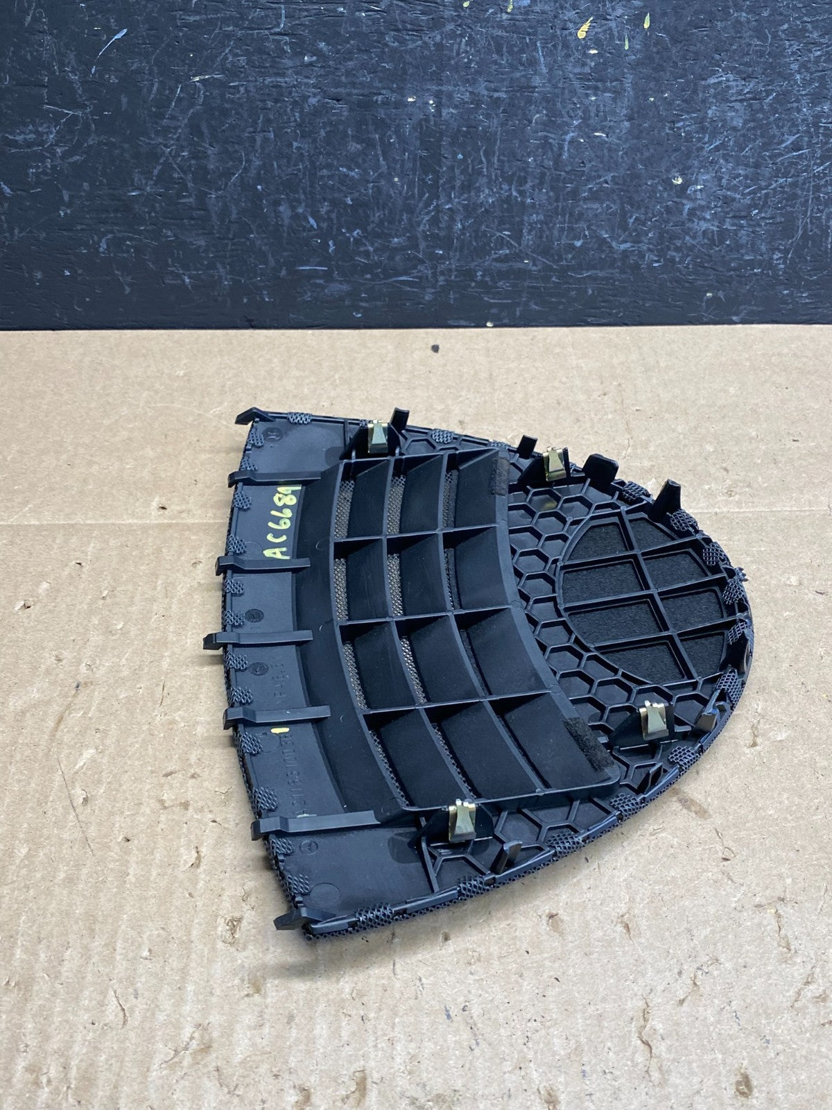2007-2009 Mercedes E-Class E350 E500 Dash Center Speaker Cover AC6689 DG2