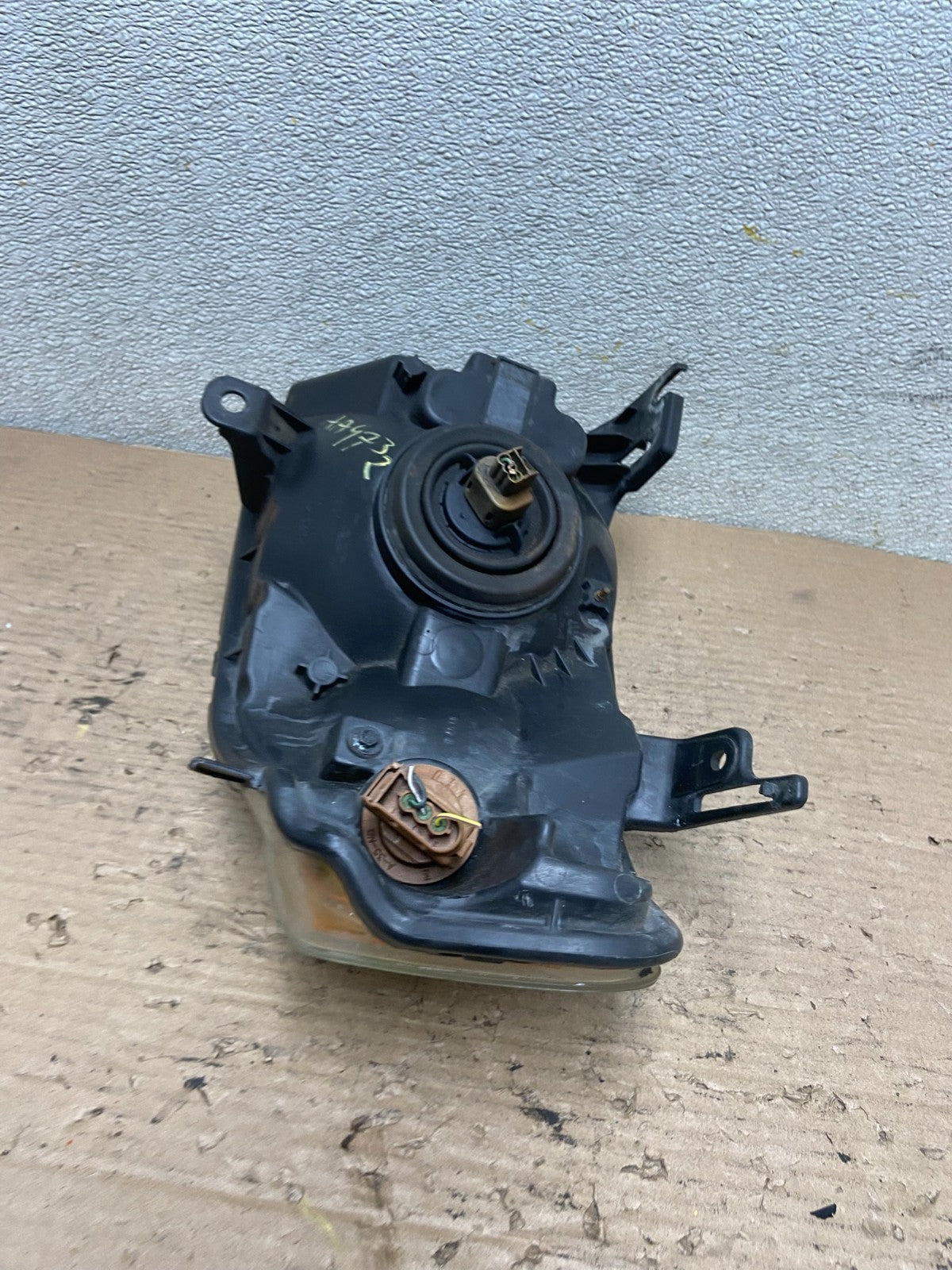 2008 to 2011 Mazda Tribute Right Passenger Rh Headlight Oem AA9732 DG6