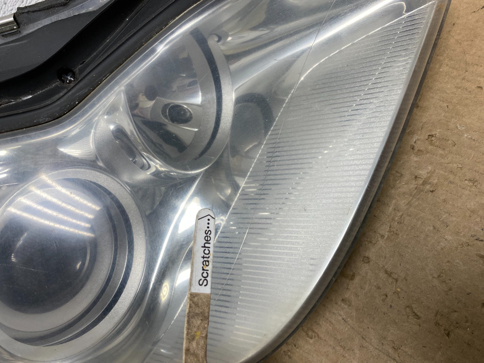 2006 - 2011 Mercedes W219 CLS500 Right Passenger Halogen Headlight OEM AC1373 DW3
