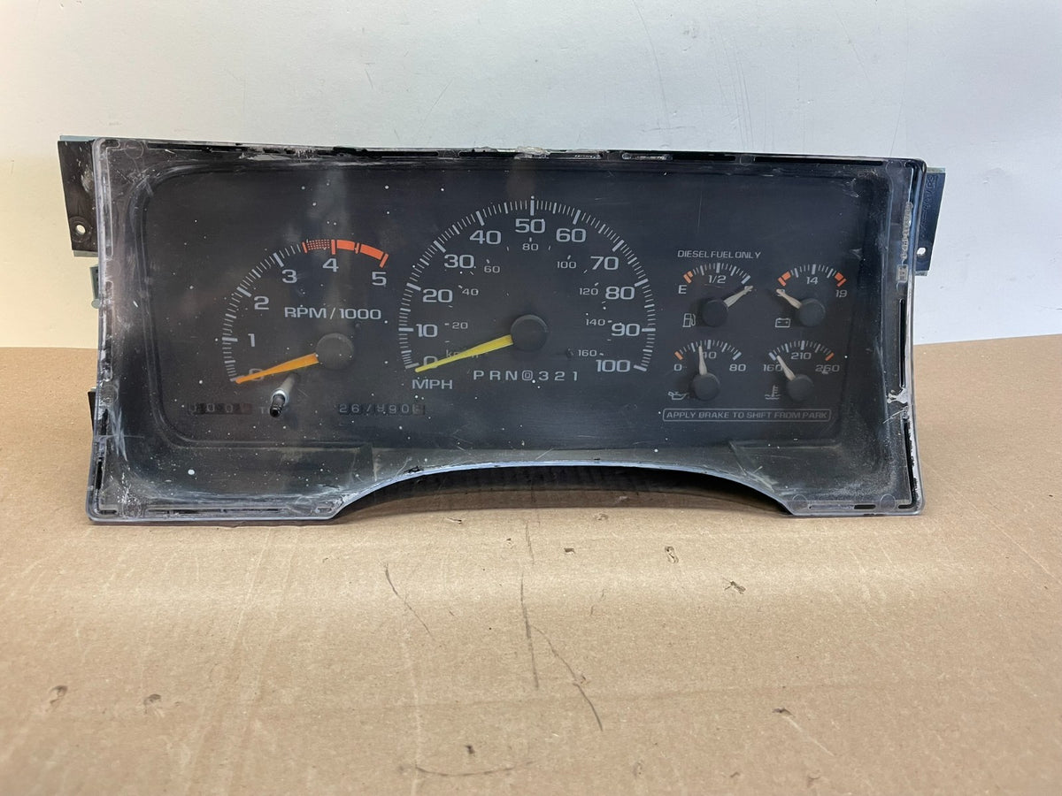 1995 to 1999 Chevrolet Silverado Suburban Cluster Gauge Speedometer AJ0929 DW0