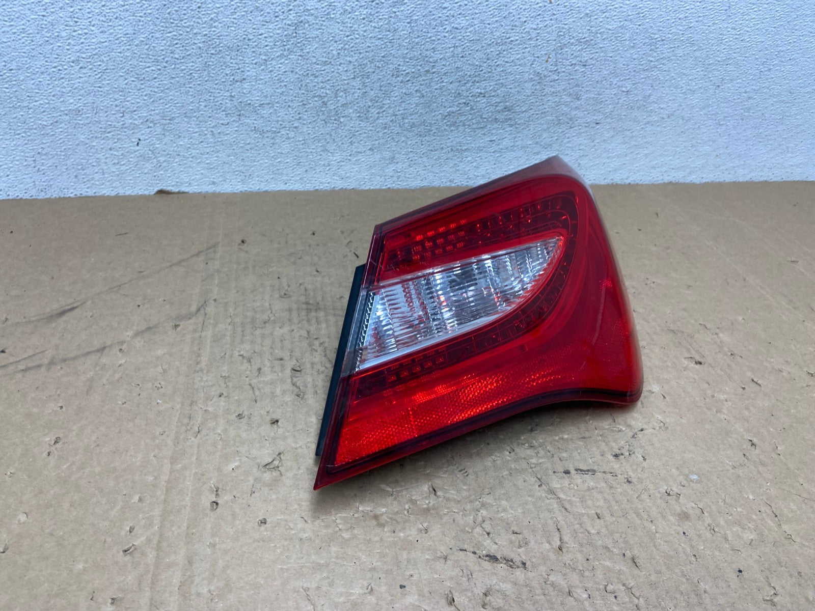 2011-2014 Chrysler 200 Sedan Right Passenger Side RH Tail Light AG1252 LK2