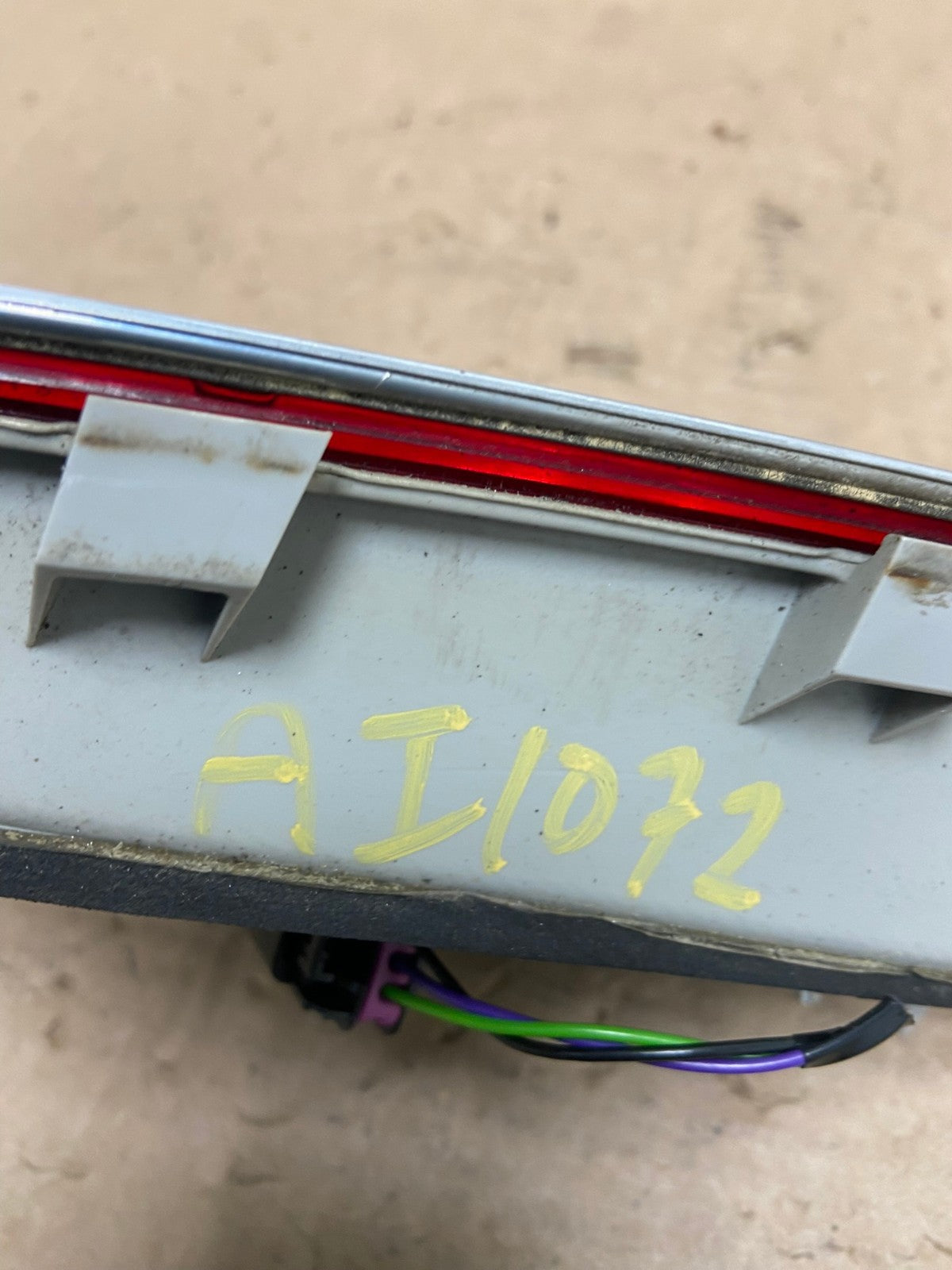 2008 - 2012 Buick Enclave Left Driver Lh Inner Tail Light AI1072 LK6