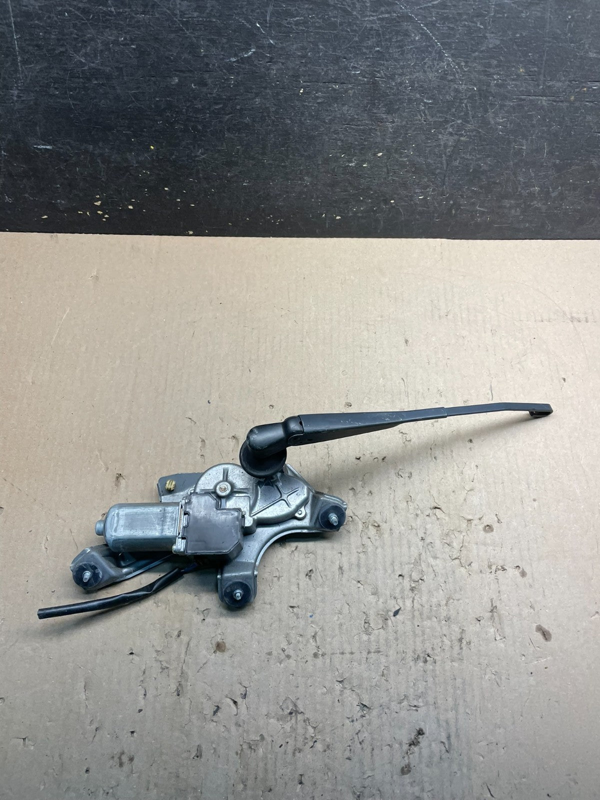 2011-2020 Toyota Sienna Rear Windshield Washer Wiper Motor x0616 DG0