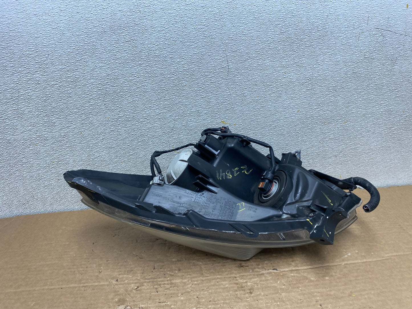 Coupe 2010 to 2013 Nissan Altima Right Passenger Headlight Xenon Oem Z2841 DW8