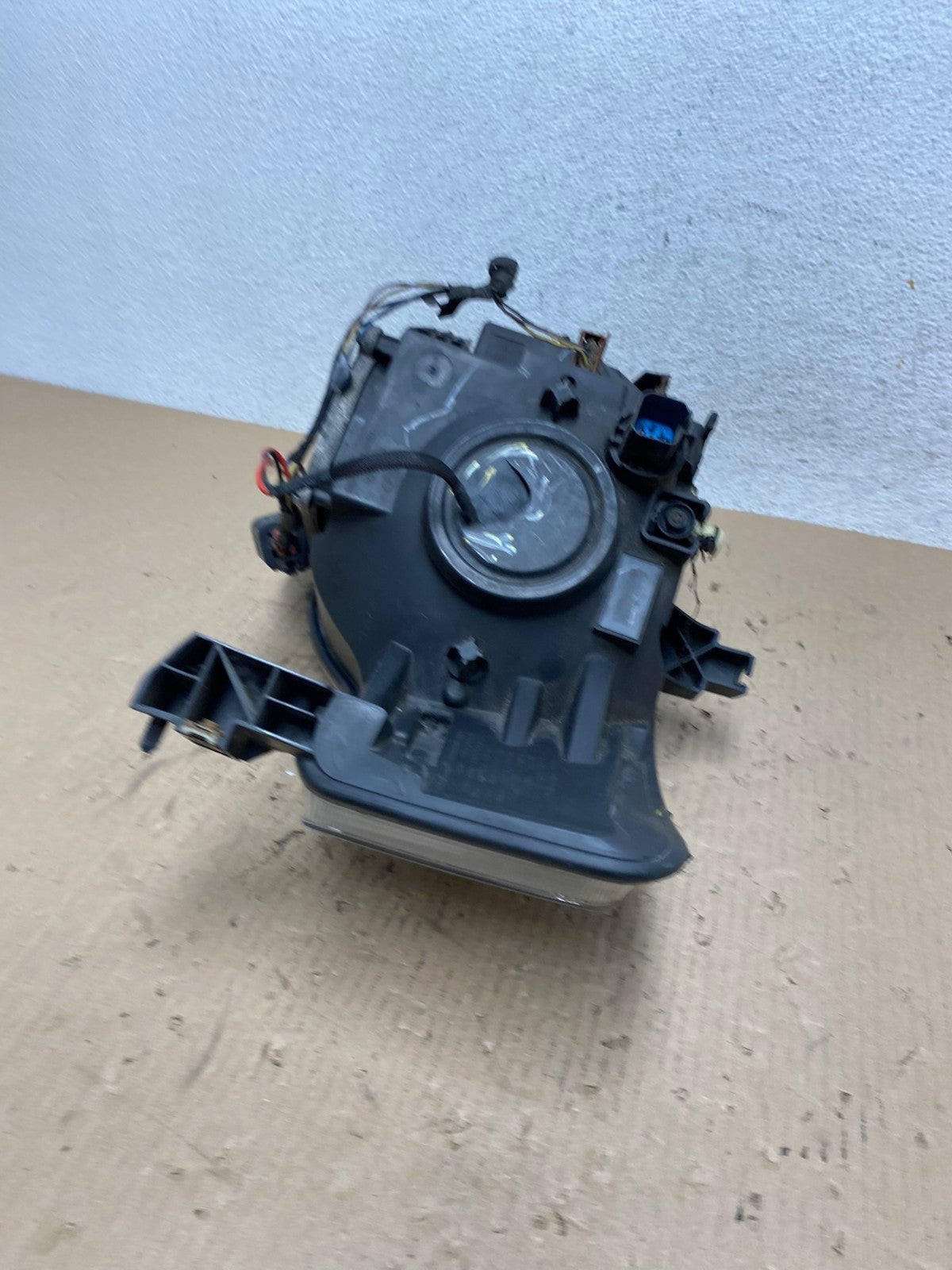 2009 2010 2011 2012 Ford Flex Right Passenger Headlight XENON AE8855 LK10