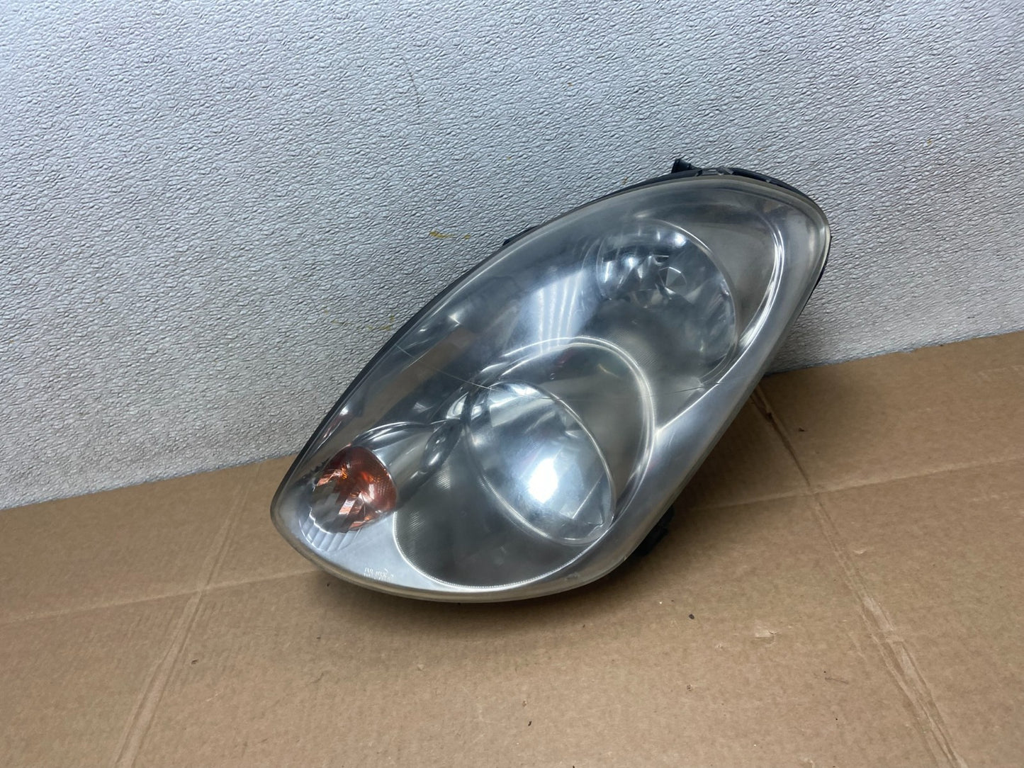 2003 to 2004 Infiniti G35 Left Driver Lh Side Xenon HID Headlight Oem Y8385 DW0