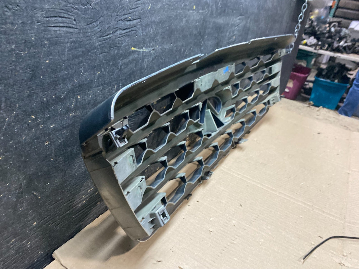 2003 2004 2005 Infiniti FX35 Grill Grille W/ Emblem Oem X7636 DG11